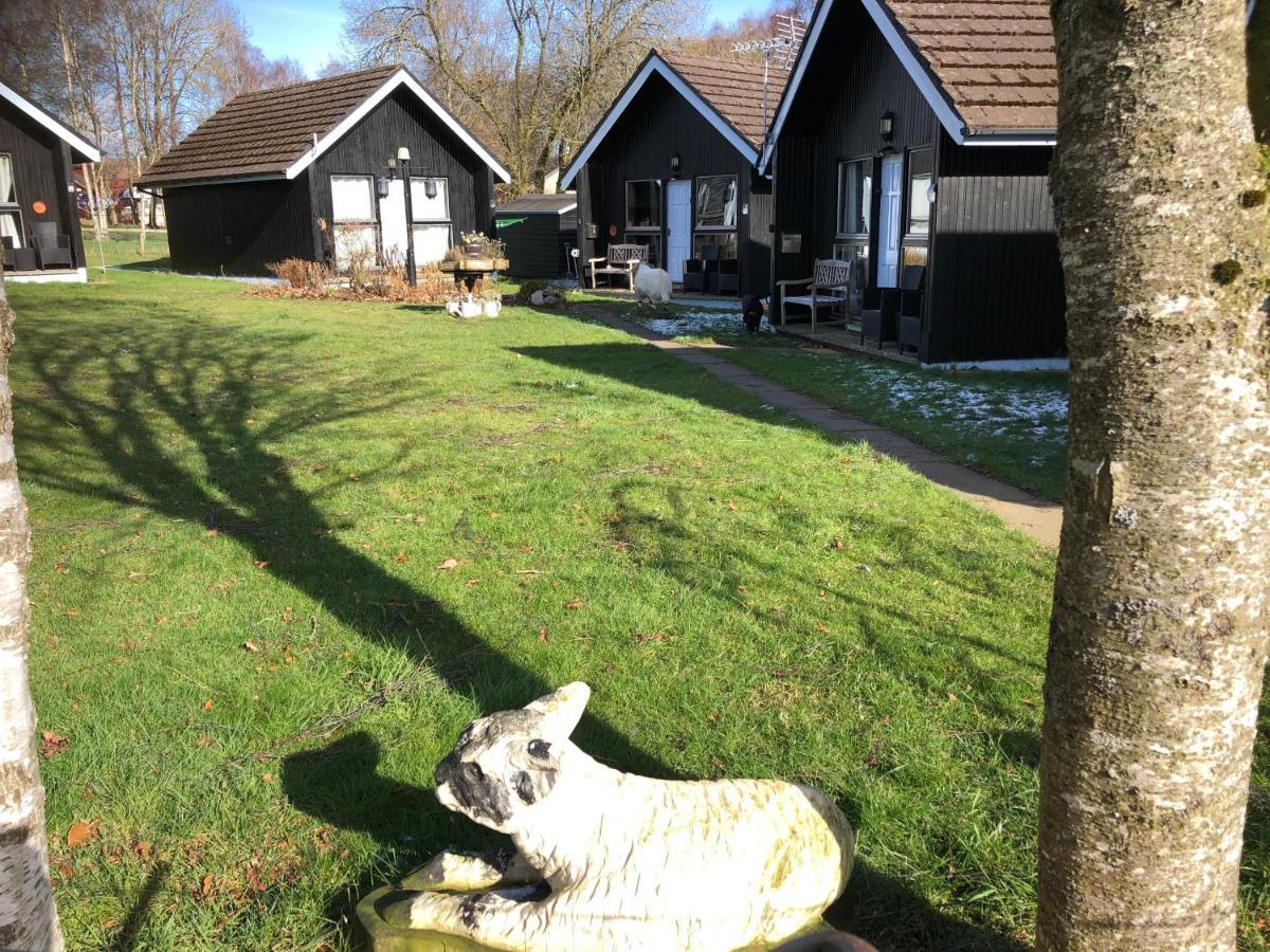 Kilcoy Chalets Muir of Ord Exterior photo
